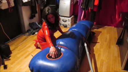 Extreme Rubber Bondage - Rubbermistress Kim